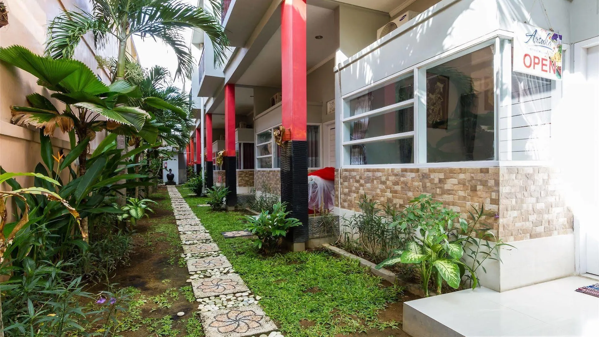 Guest house Reddoorz @ Baik Baik Nakula Hotel Seminyak